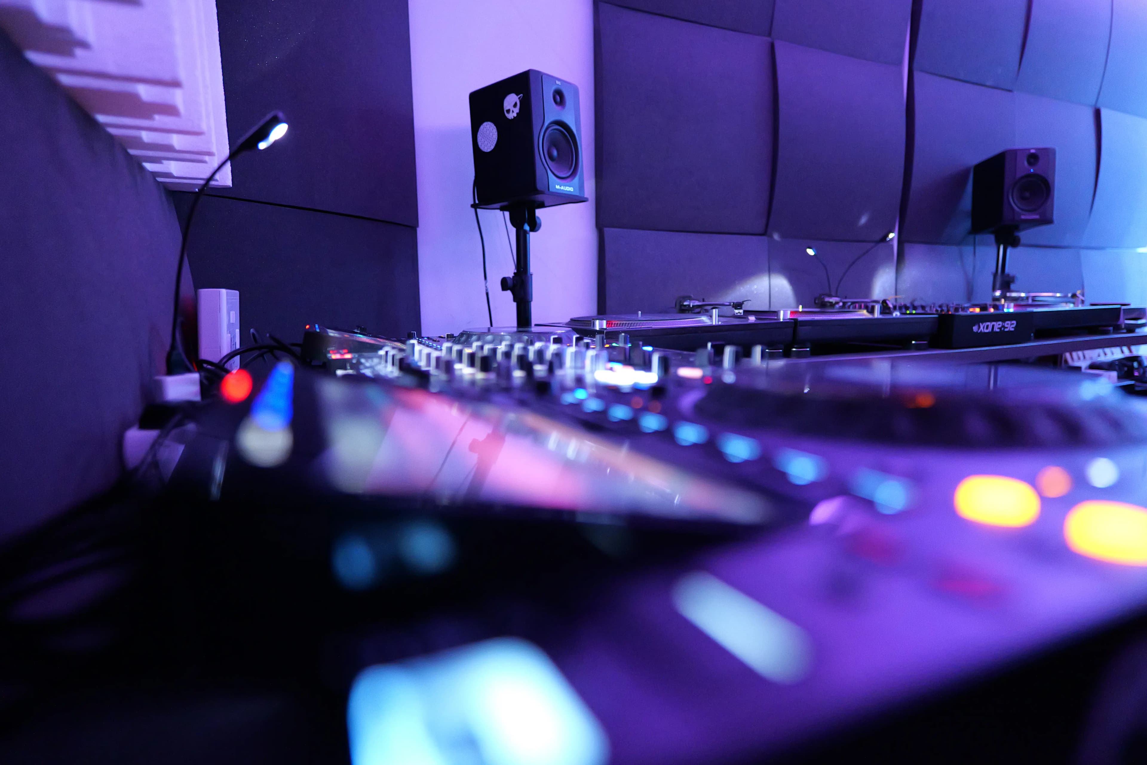 Classes Particulars Monka Audio Lab